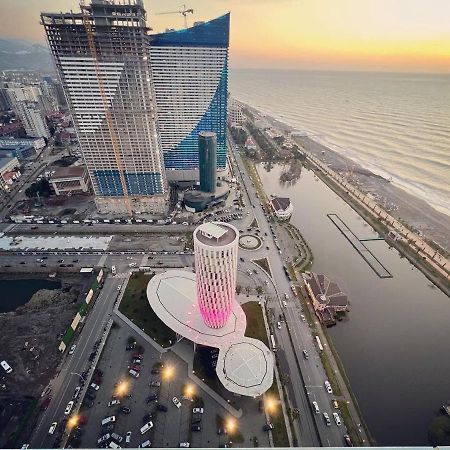 Gq Apartments On First Line Batumi Exteriör bild